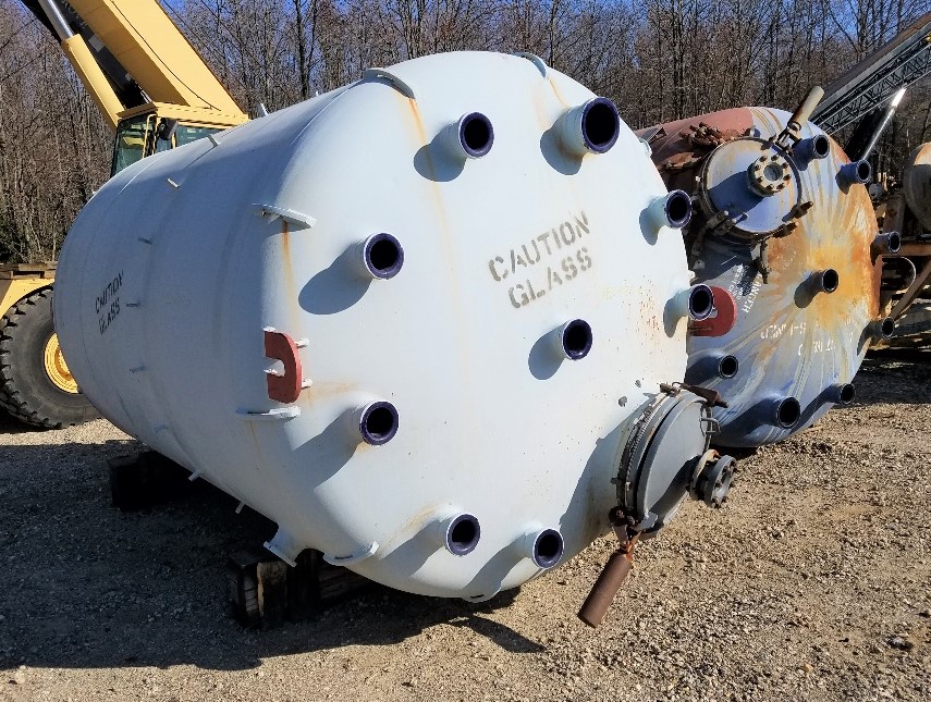 (2) 4000 Gallon Pfaudler Glass Lined Pressure Vessel. Rated 90/FV (full vacuum) @ 450/-20 degF. CV90-4000-90. 15' Overall Height. 4,000 gallon glasslined vessel.